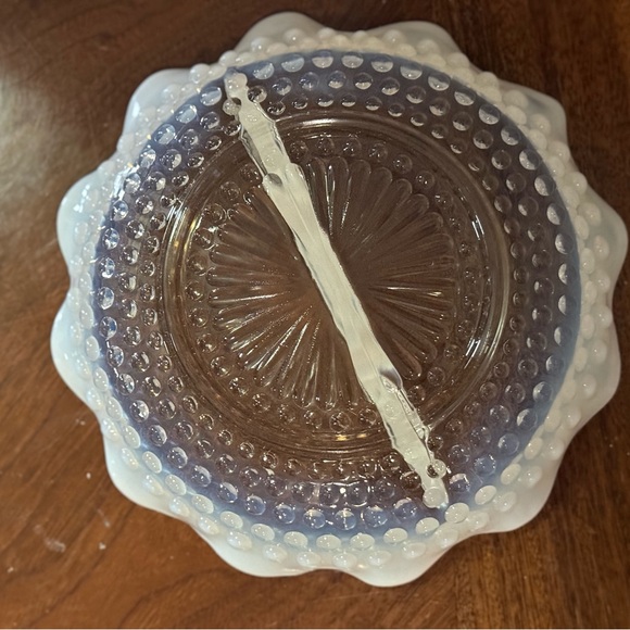 Vintage Hobnail Milk Glass Divided Candy Dish Opalescent White Relish Bowl - Picture 3 of 4